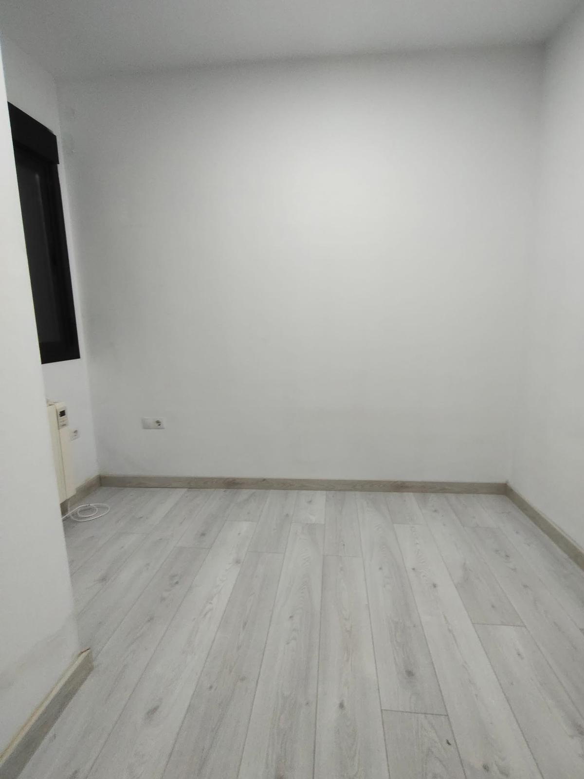 Vista 2 de Piso en Carrer del Sant Crist, Plaça de Sants, Barcelona