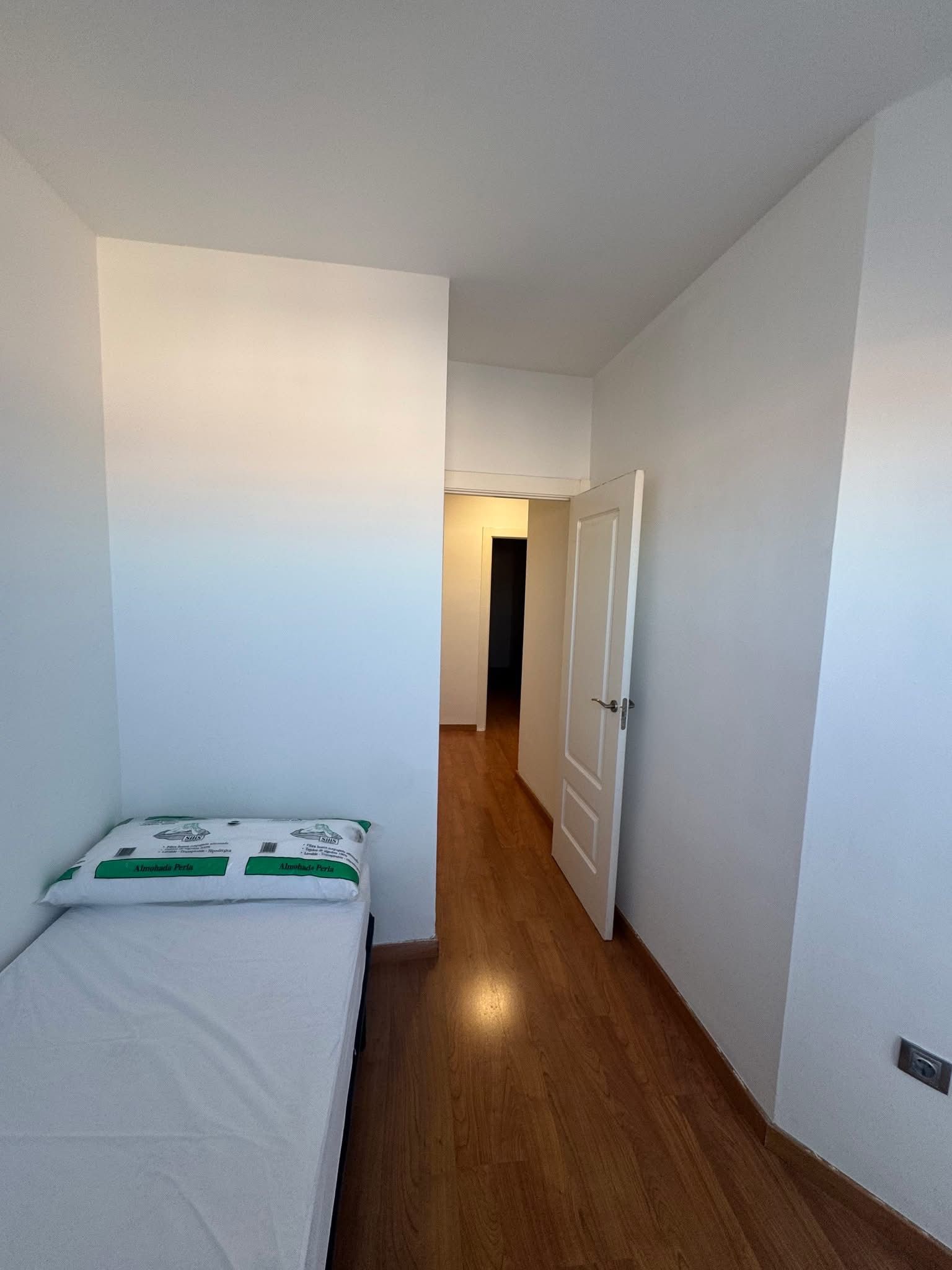 Vista 13 de Duplex Luminoso