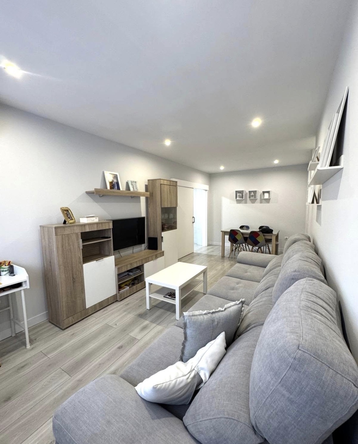 Vista 2 de Piso dos dormitorios amueblado