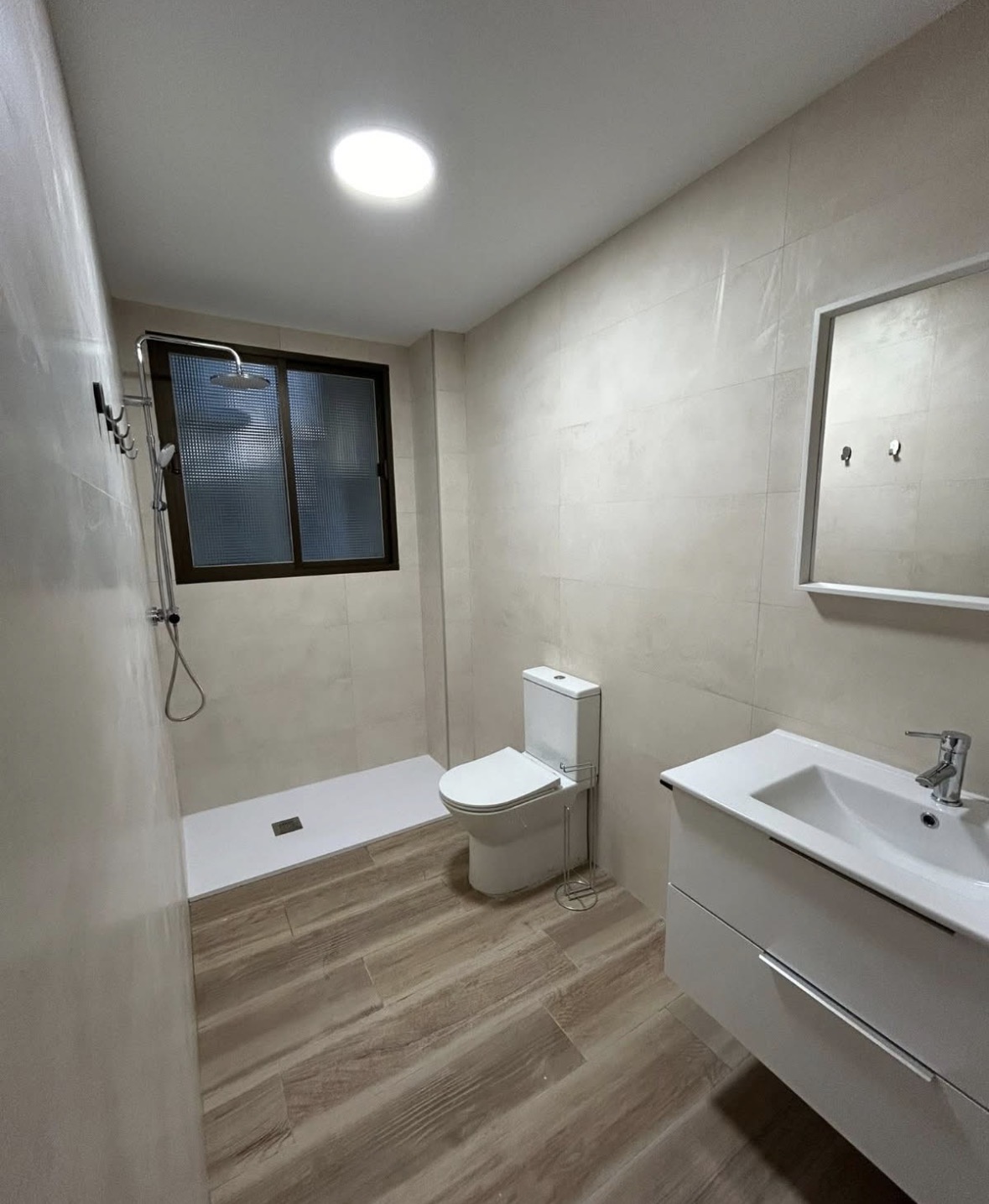 Vista 8 de Piso reformado